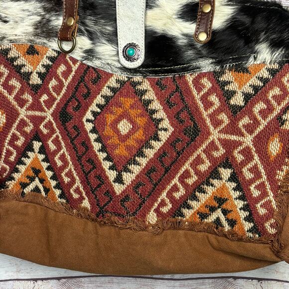 Myra Leather Cotton Boho Western Rodeo Berry Cowhide Weekender Zipper Tote Bag - Picture 7 of 15